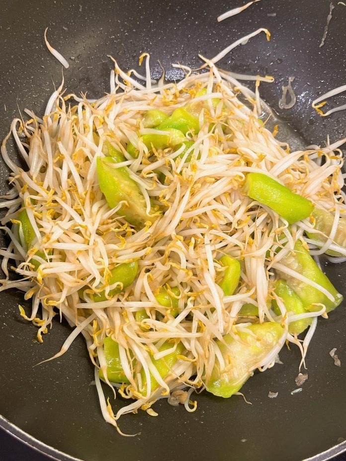 441048166_122145117596177881_486