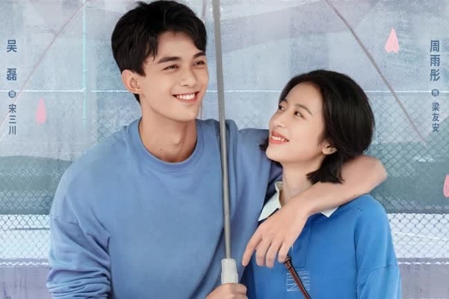 Anh Lý là chủ một cửa hàng vật liệu xây dựng thành công, sở hữu nhiều tài sản bất động sản và thu nhập ổn định. 