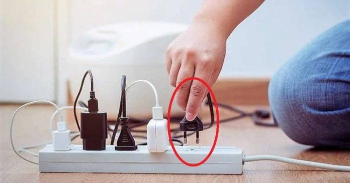 thiet-bi-rut-dien-1104