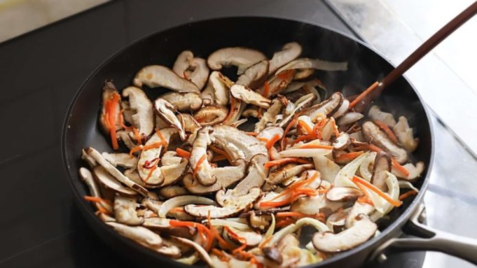 thuc-pham-khong-nen-de-qua-dem-2