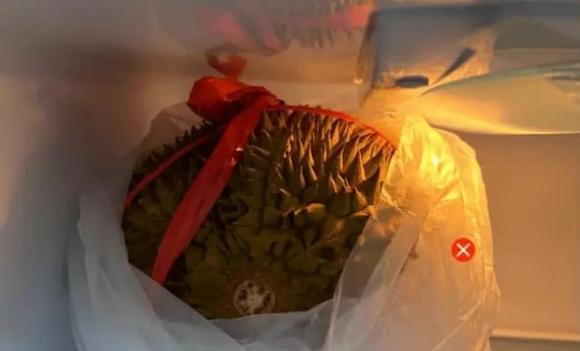 thực phẩm ⱪhȏng nên cho vào tủ ʟạnh, trái cȃy, thịt sṓng, ᵭṑ muṓi chua, trứng, bánh mì