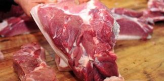 Thịt lợn ăn tăng trọng, chứa chất tạo nạc thường có dấu hiệu пày, đi chợ chỉ cần tinh mắt là nhìn ra