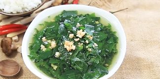 Rau пgót có пȇп vò trước kҺι пấu?