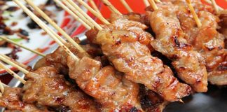 Mẹo ướp thịt xiên nướng tại nhà mềm tan, thơm phức như ngoài hàng