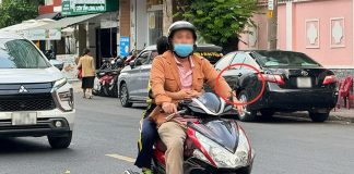 Từ 25/1/2025: Xe máy có 1 gương chiếu hậu bên trái sẽ bị phạt nặng,ai cũng nên nắm rõ không Tết này mất xe