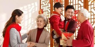 Người xưa căn dặn: ‘Ngày Tết không mặc 3 bộ quần áo”, đó là quần áo gì?