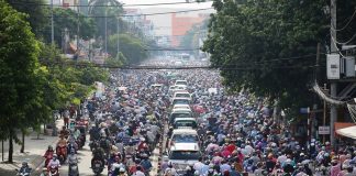 Đến năm 2050, Việt Nam sẽ không còn phương tiện giao thông chạy xăng dầu