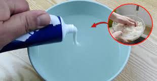 Hòa kem đánh răng với nước vo gạo: Công dụng tuyệt vời, giải quyết vấn đề cả nam và nữ đều gặp