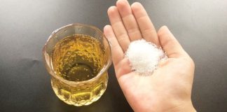 Đổ bia vào muối ăn, giải quyết nhiều vấn đề trong nhà, thật tiếc giờ tôi mới biết mẹo này