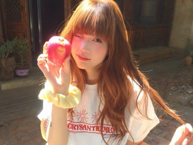 Đừng ném 3 siêu thực phẩm này đi nữa! 1 thứ trên bông cải xanh, quả táo và quả nho tưởng rác hóa kho dinh dưỡng - Ảnh 2.