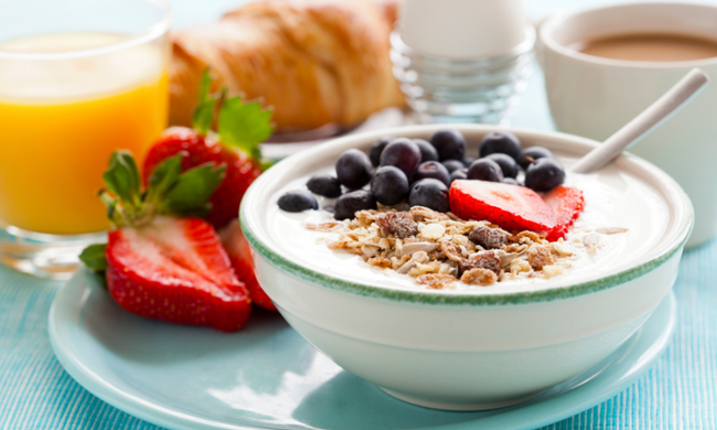 Sốc khi lấy ra 95 viên sỏi từ cơ thể người phụ nữ 40 tuổi, bác sĩ nhắc "bỏ ngay kiểu ăn ngủ này đi" - Ảnh 3.