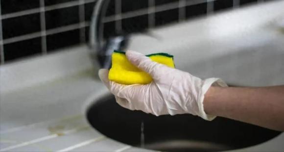 hạt vi nhựa, sức khỏe, giẻ lau, miếng bọt biển rửa bát