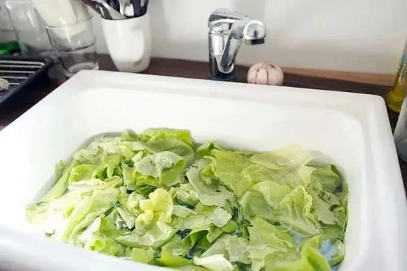 Rửa rau, mẹo rửa rau đúng cách