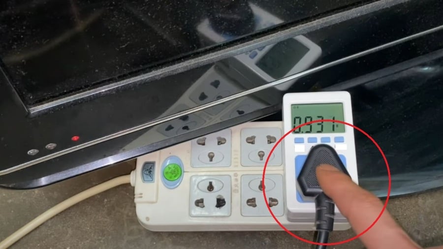  Sau khi pha xong, hãy tắt máy, rút điện. Điều này còn giúp kéo dài tuổi thọ thiết bị.