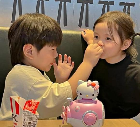 thêm em bé, dạy dỗ con cái, câu nói tổn thương con lớn