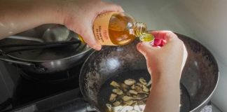 Có một gia vị là ‘vàng lỏng’ trong bếp của nhiều gia đình Việt mà ít người biết: Mỗi ngày một muỗng tốt gấp bội tổ yến