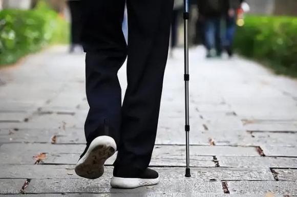 tắc nghèn mạch máu, cục máu đông, đi bộ