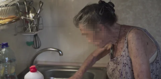 Người phụ nữ 67 tuổi t::ử v::o:ng khi đang rửa bát, bác sĩ khuyến cáo: 3 điều c:;ấ:m k:ỵ khi người cao tuổi làm việc nhà