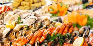 Hải sản ngon miệng nhưng cực độc: Bác sĩ cảnh báo 4 sai lầm dễ khiến bạn nhập viện