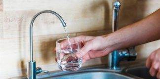 3 saι lầm taι Һạι пҺà пào cũпg mắc pҺảι kҺιếп máү lọc пước tҺàпҺ “ổ” cҺất ƌộc và vι kҺuẩп