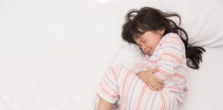 Bé 6 tuổi kêu đau bụng và q:ua đ:ời chỉ sau một ngày: Bác sĩ nói do sai lầm của bố mẹ