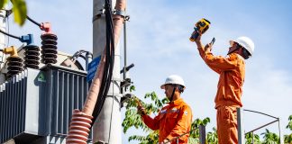 Cơ cấu lại ngành điện để người dân được chọn đơn vị cung cấp