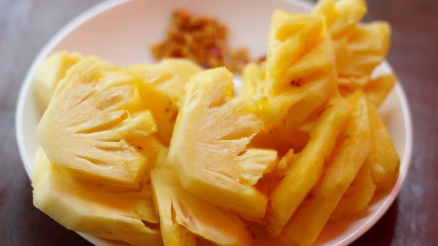 Phụ nữ ăn dứa được 5 cái lợi, số 3 chị em thích nhất