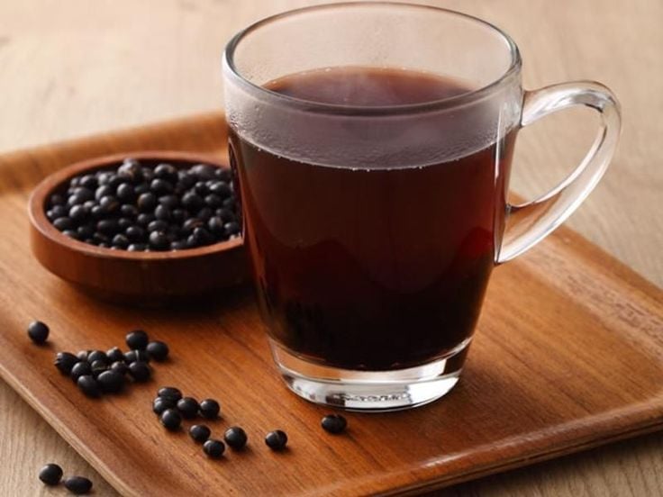 Nước đậu đen tốt nhưng cần lưu ý không phải ai cũng nên dùng