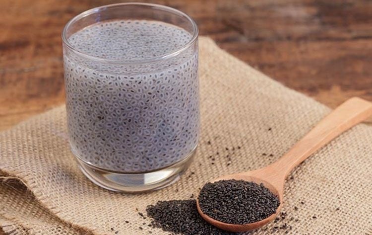 Nước hạt chia ngâm – Lớp gel bảo vệ niêm mạc dạ dày 