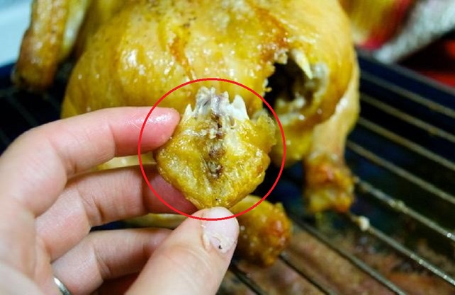 nhung-bo-phan-cuc-doc-cua-ga-nhi