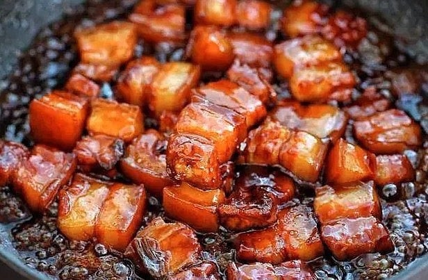 Thường xuyên thắng đường kho thịt có hại sức khoẻ không? 