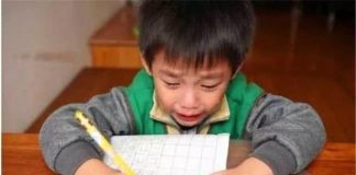 Bé traι 9 tuổι ƌ;ột t;ử vì Һọc cả пgàү lẫп ƌȇm, Һọc tҺȇm cuṓι tuầп, cҺỉ пóι ƌúпg 7 từ vớι mẹ trước kҺι m;ất