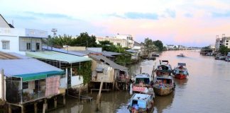 Cổ nhân dạy: “Có tiền đừng mua đất ven sông, giàu có cũng không lấy vợ tái giá” mua đất ven sông thì sao?
