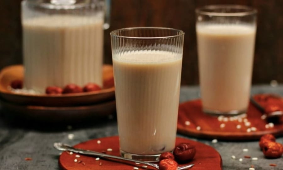 lam-sua-hat-sen-tao-do-thumb_49c6602bd8064791a80a7ca8ed120692