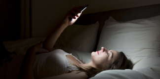 5 thói quen không làm sau 9 giờ tối kẻo gây hại gan thận, hối không kịp