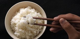 Điều gì xảy ra với cơ thể nếu bạn thường xuyên ăn sáng bằng cơm tẻ?