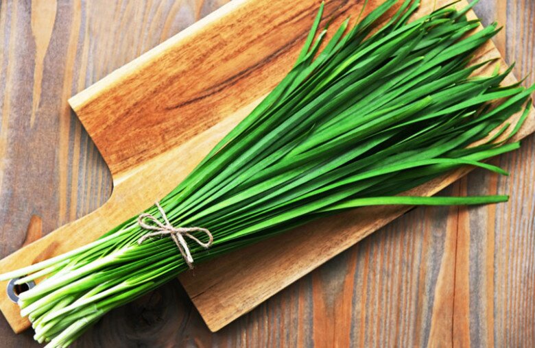 Hẹ có giá rẻ, nhưng lại cực nhiḕu cȏng dụng với sức khỏe nhất là trong mùa lạnh. Ảnh minh họa.