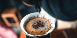 4 nhóm người không nên uống cà phê vào bữa sáng