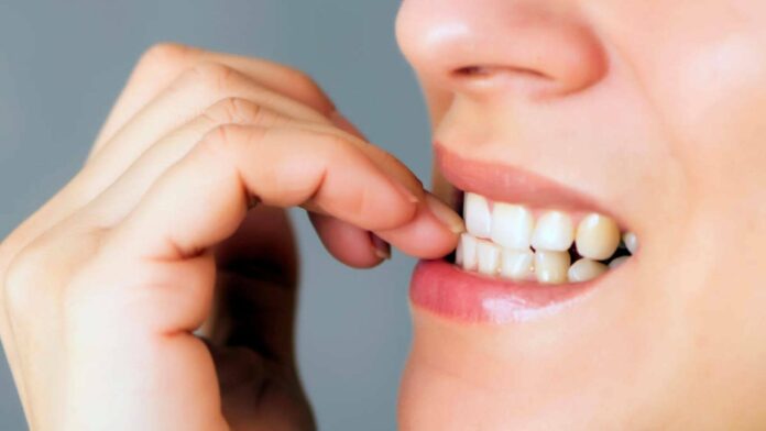 Không phải sâu răng: 2 dấu hiệu thường thấy trong miệng là ‘tín hiệu cầu cứu’ của cơ thể, đừng chủ quan