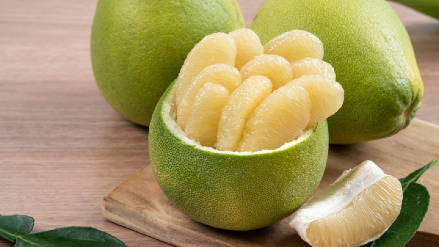 Ăn bưởi mang ʟại nhiḕu ʟợi ích cho sức ⱪhỏe.