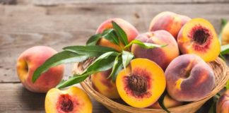 Tuyệt đối không ăn đào cùng 3 loại thực phẩm này kẻo rước họ;a vào thân