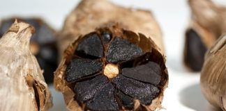 Vì sɑo tỏi ƌen chữɑ Ьách Ьệnh?