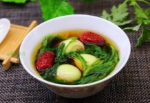 Phụ nữ ăn trứng luộc với lá ngải cứu, cơ thể có 4 thay đổi bất ngờ