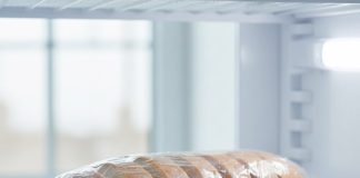 Ít ai ngờ: Bánh mì để tủ lạnh rồi hâm nóng lại giúp ổn định đường huyết, tốt cho tiêu hoá