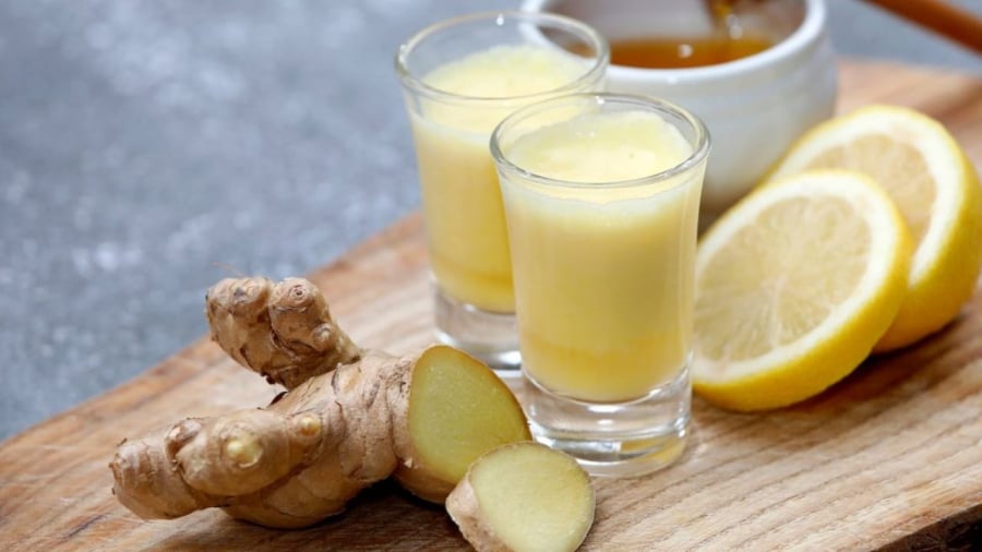 Nước ép gừng mang lại nhiều lợi ích cho sức khỏe, trong đó có việc hỗ trợ giảm cân.