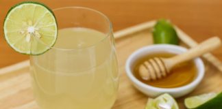 Thường xuyên uống nước chanh ấm có lợi cho 3 nhóm người này