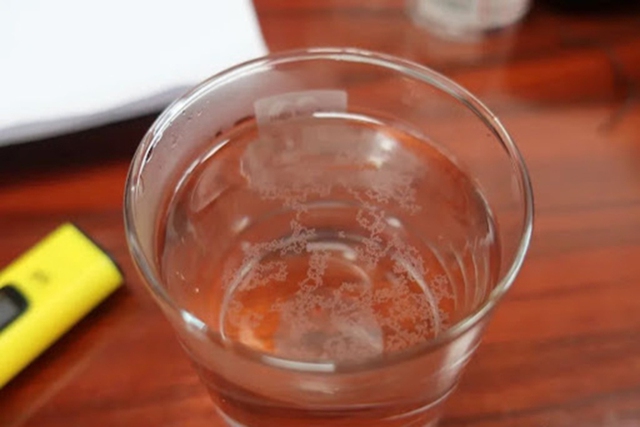 Tiếc mấy cũng vứt ngay 4 loại ấm siêu tốc này! Mỗi ngụm nước uống vào là mỗi lần nuốt mầm mống ung thư- Ảnh 3.