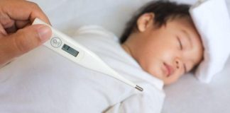 Bé trai 2 tuổi sốt cao, hành động sai lầm của cha khiến con ra đi mãi mãi, đọc để không bao giờ phải hối hận