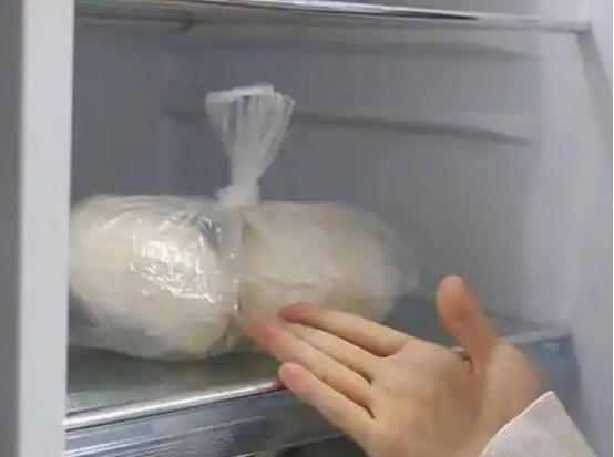 Cẩn thận! Đừng để 5 thứ này vào tủ lạnh nữa, chúng có thể trở thành "kẻ giết người vô hình" đấy!- Ảnh 3.